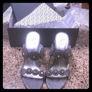 Bought online missed return period need 1/2 sizeup